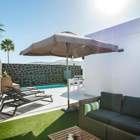 Aridane, Jacuzzi And Heated Pool Vila